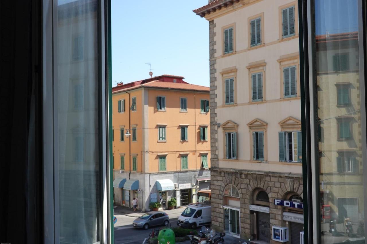 Casa Mille Baci Con Parcheggio Apartment Livorno Luaran gambar