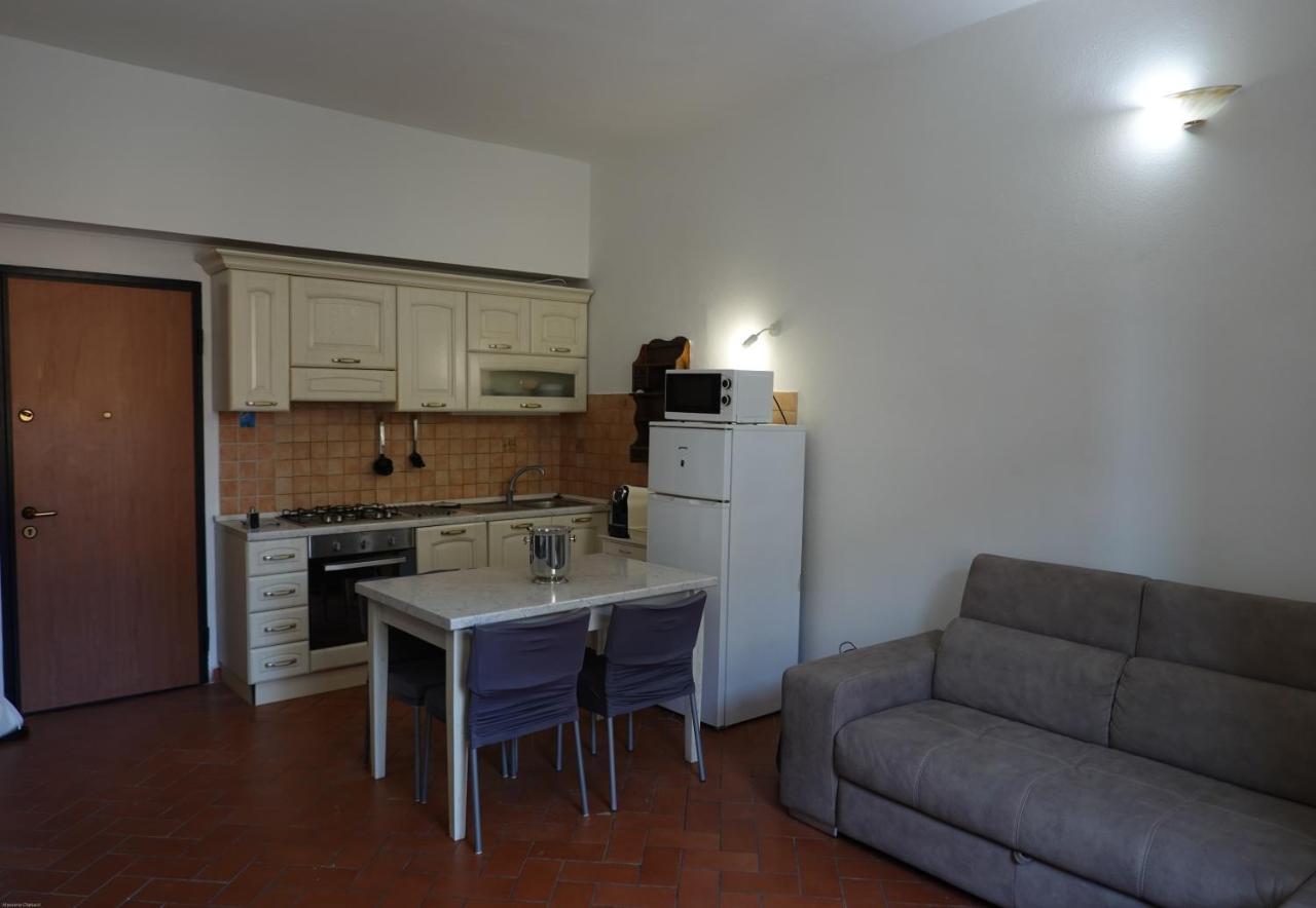 Casa Mille Baci Con Parcheggio Apartment Livorno Luaran gambar