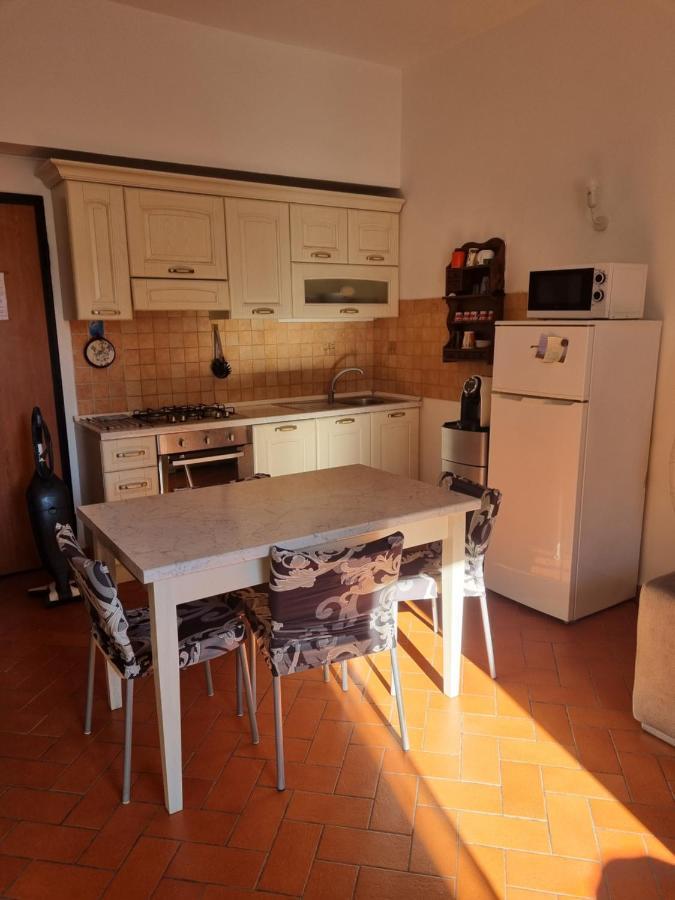 Casa Mille Baci Con Parcheggio Apartment Livorno Luaran gambar