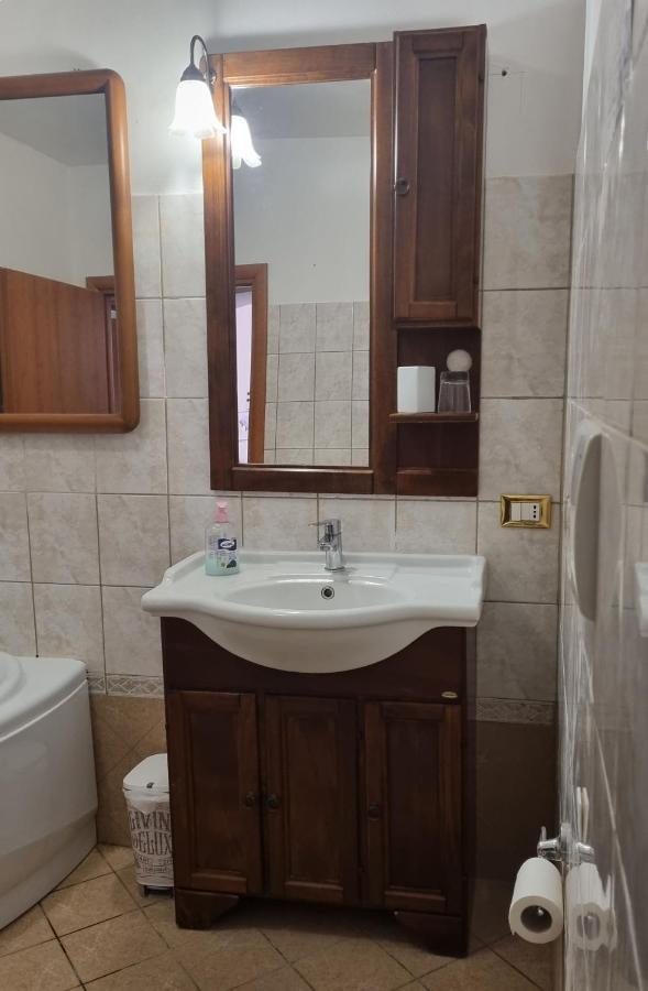 Casa Mille Baci Con Parcheggio Apartment Livorno Luaran gambar